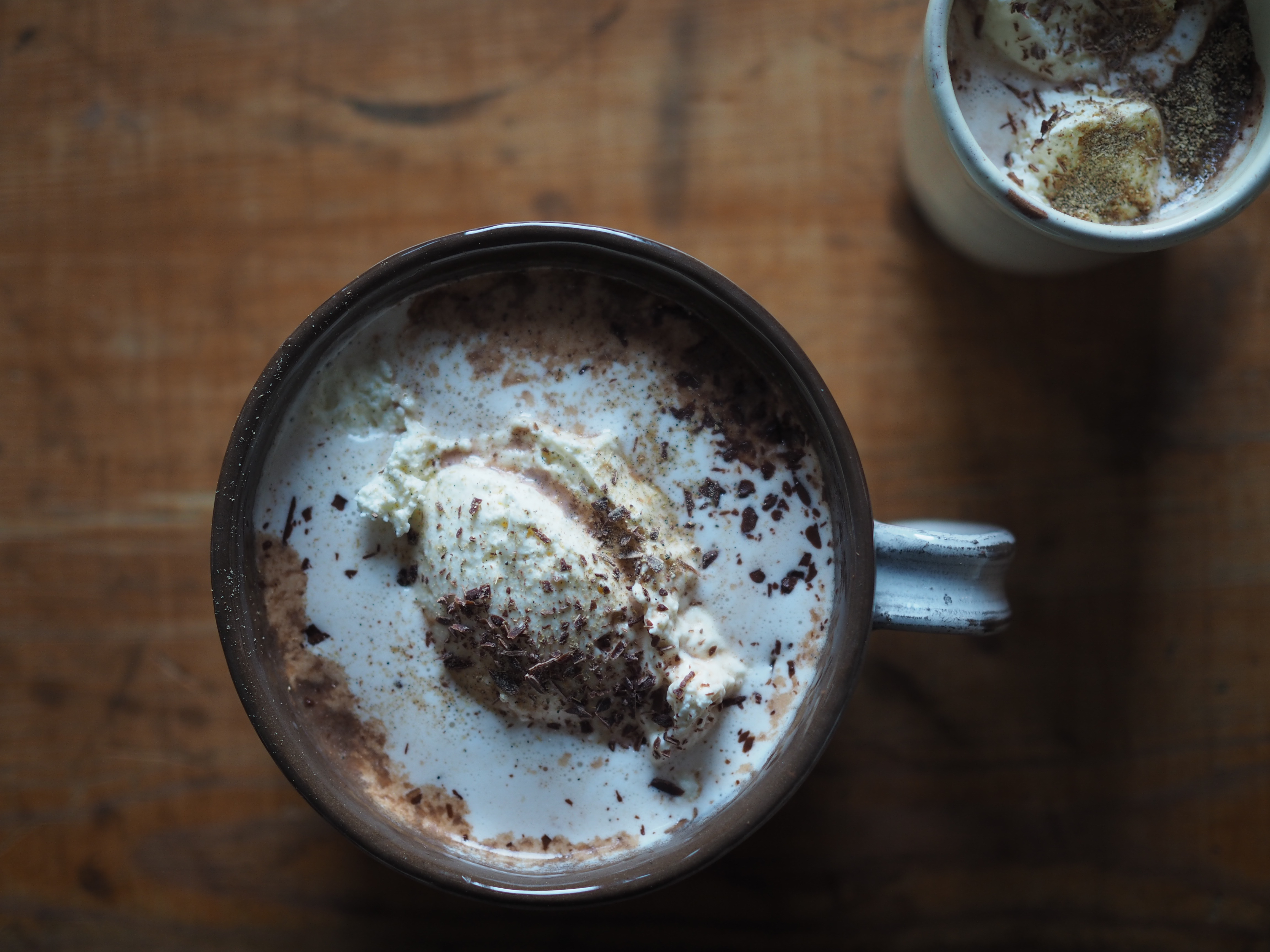 Cardamom Hot Chocolate (Varm Sjokolade med Kardemomme)