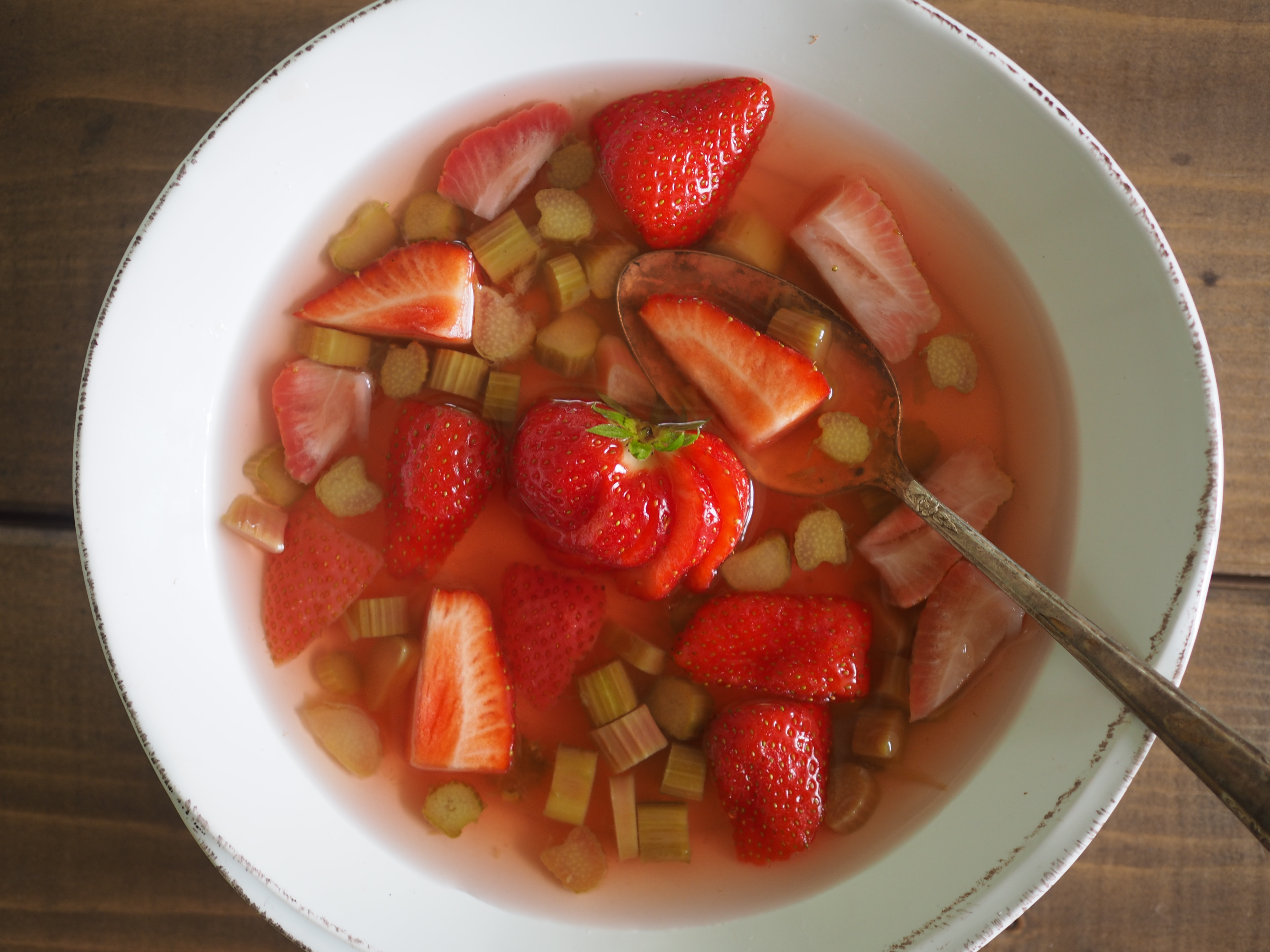 Rhubarb & Strawberry Soup (Rabarbrasuppe)
