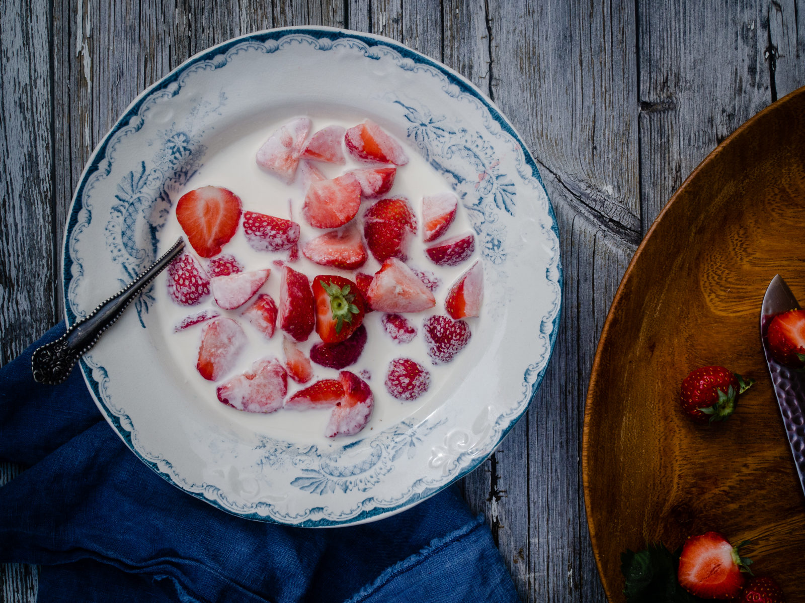 Summer Strawberries and Cream (Jordbær med fløte)