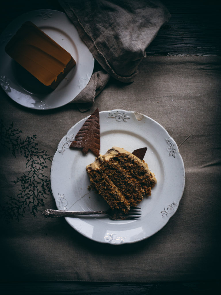 Brunost Pepperkake Cake