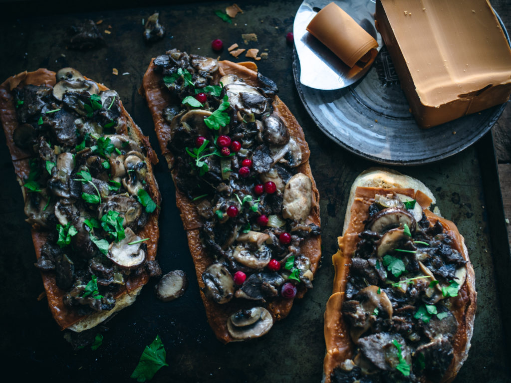 Brunost Toasts with Creamy Reindeer and Mushrooms