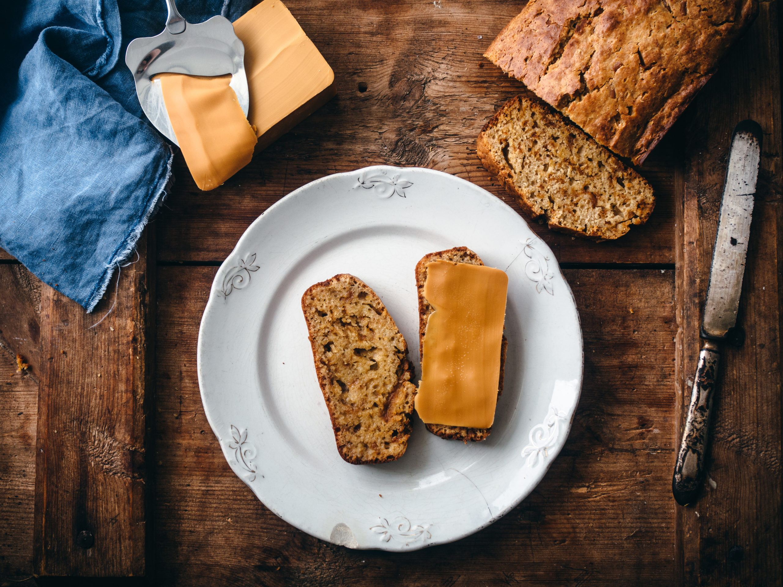 Brown Cheese, Honey and Rye Quick Bread