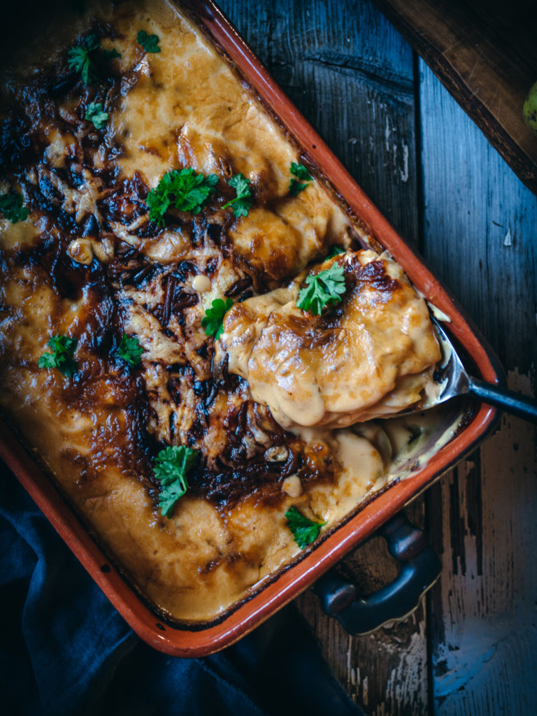Creamy Brown Cheese Scalloped Potatoes