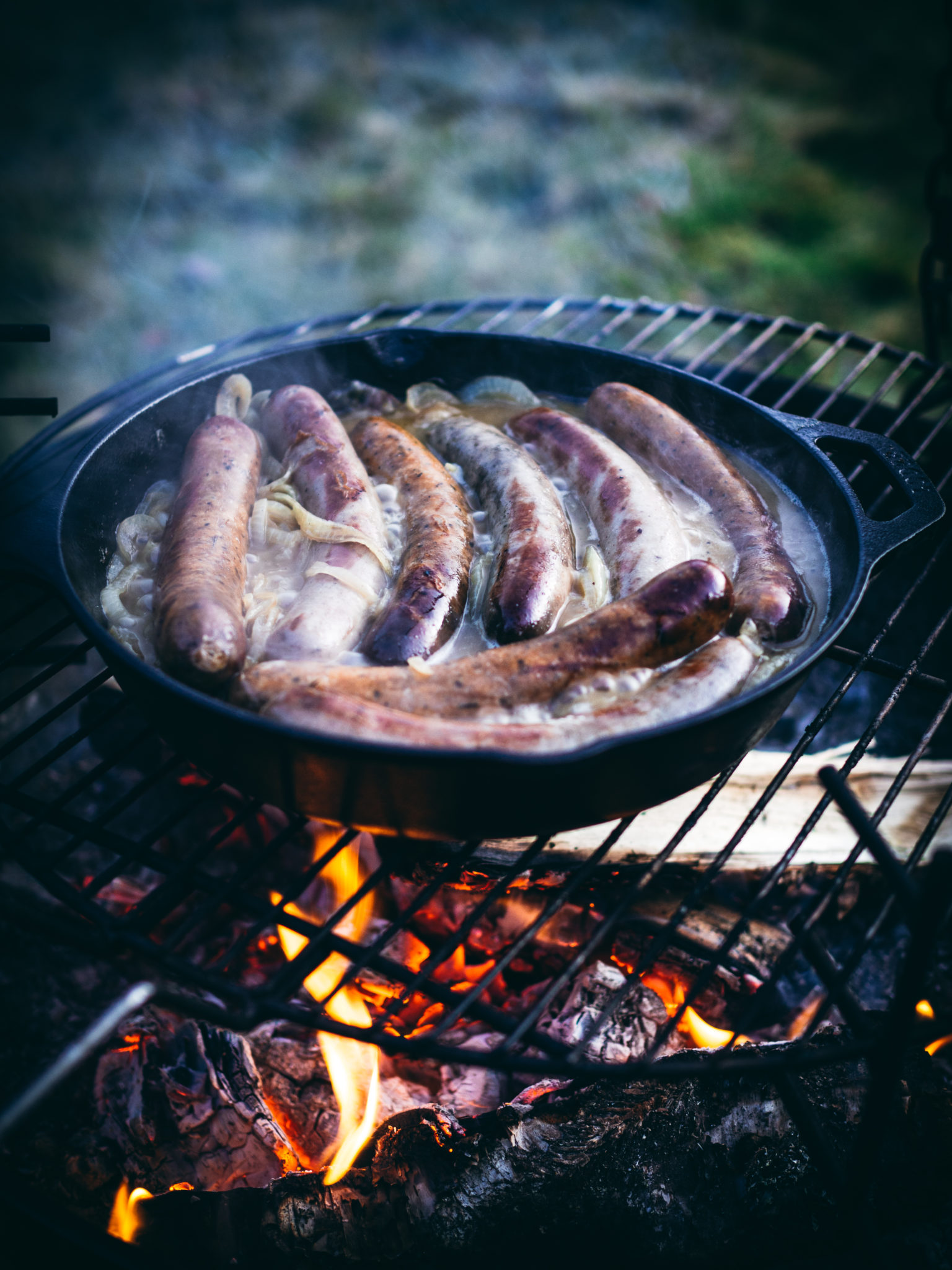 BeerBraised Sausages (pølser i ølbad) North Wild Kitchen