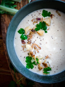 Creamy Cauliflower Soup (blomkålsuppe)