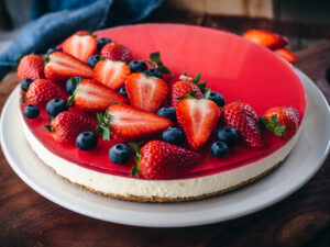No-Bake Raspberry Jelly Cheesecake (ostekake med gelélokk)